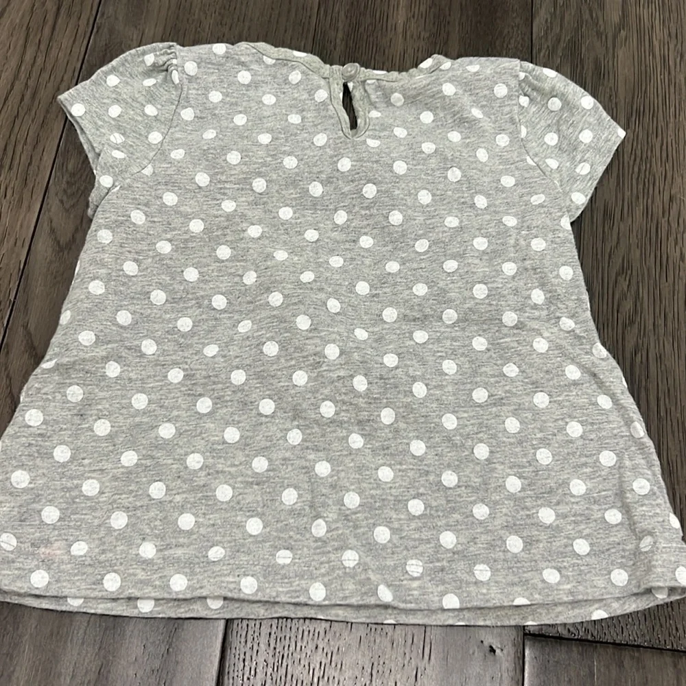 Carters baby girl striped bloomer with matching giraffe polkadot T-shirt